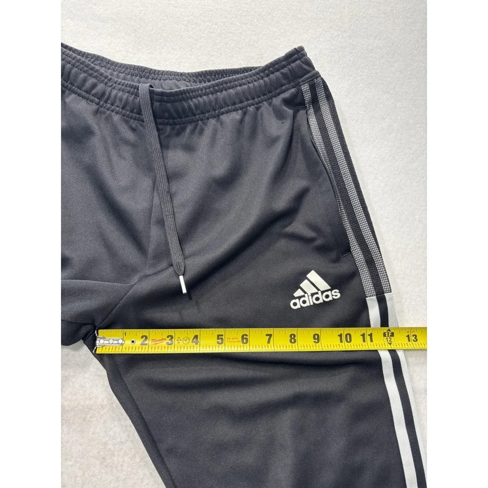 adidas slim tapered